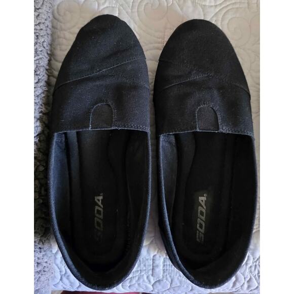 Women's Lot of 3 Used Shoes sizes 9.5 & 10 - Picture 4 of 7